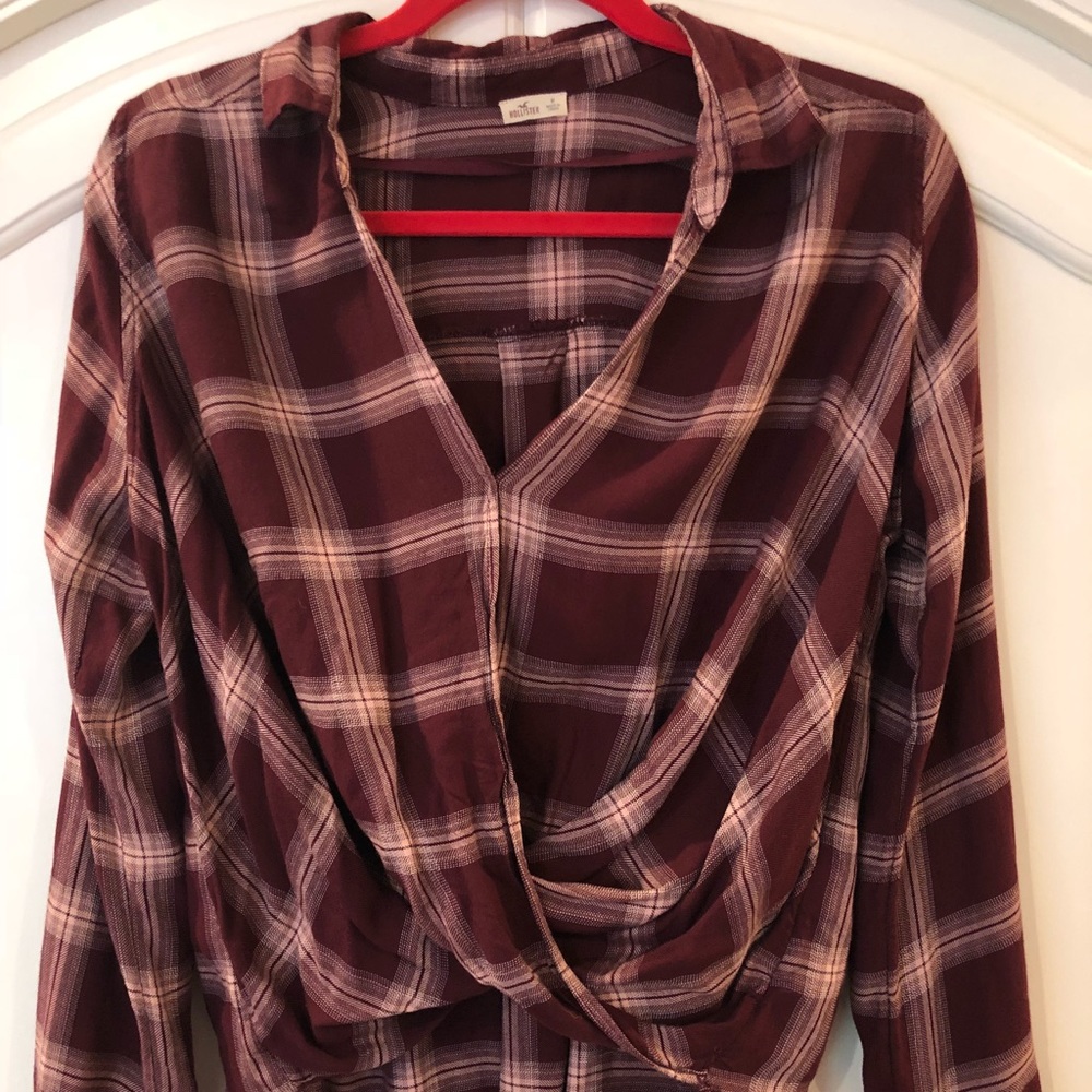 Hollister women’s plaid blouse